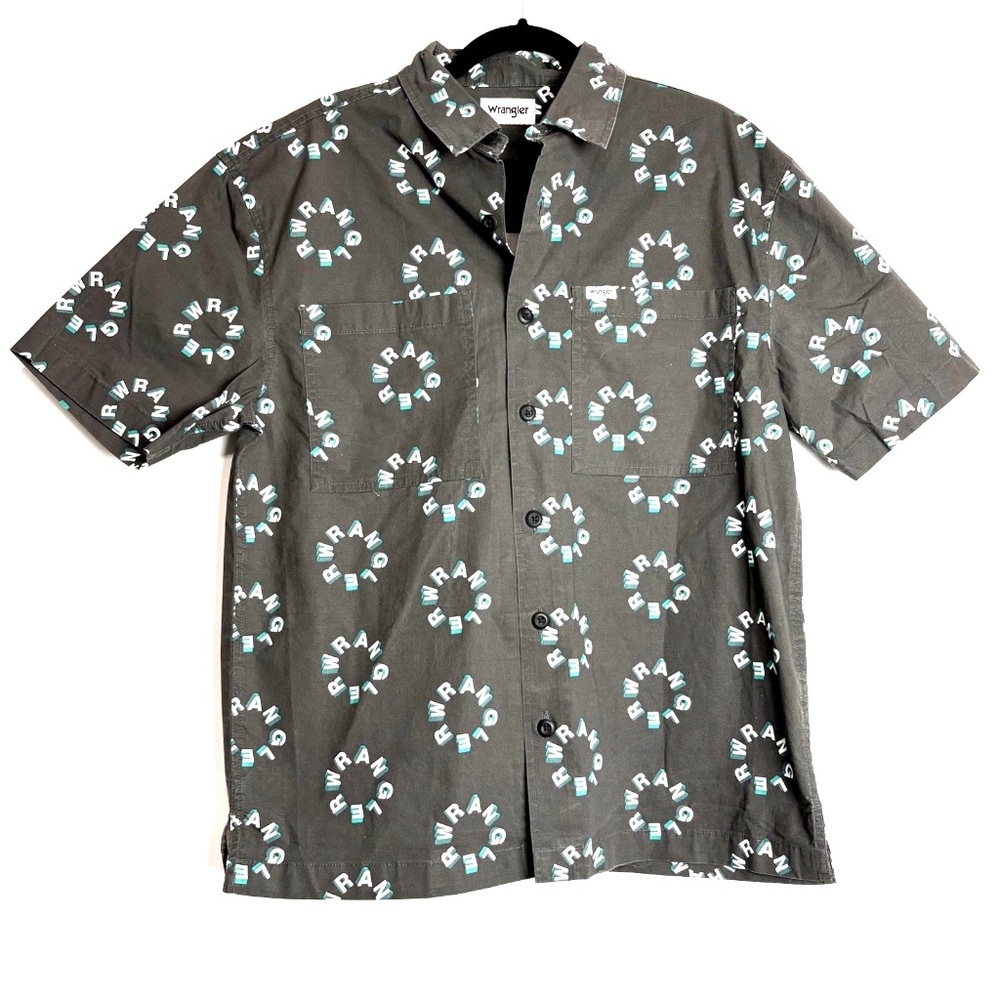 WRANGLER Mens Short Sleeve Button Down Shirt Size Small Logo Gray Cotton